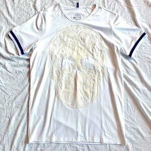 !Ay Guey! White Skull Graphic Men's T-Shirt Size Medium NWT